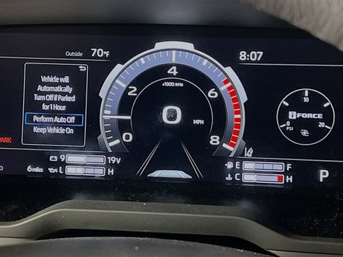 New 2026 Toyota Tundra Limited AWD/4WD image 18