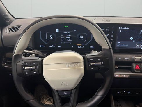 Used 2025 Kia K4 GT-Line w/ GT-Line Premium Package FWD image 22