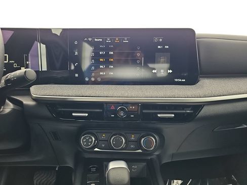 Used 2026 Nissan Kicks S FWD image 20