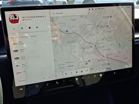 Used 2022 Tesla Model X Plaid image 28