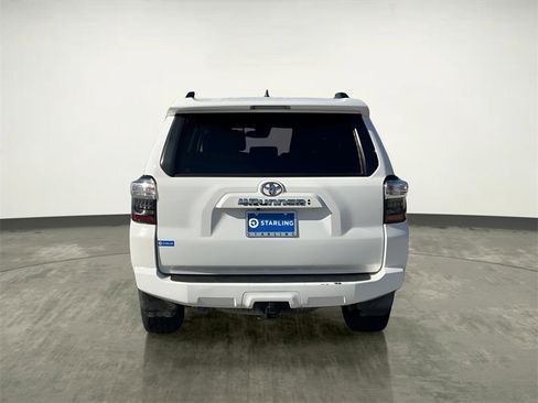 Used 2021 Toyota 4Runner SR5 image 8