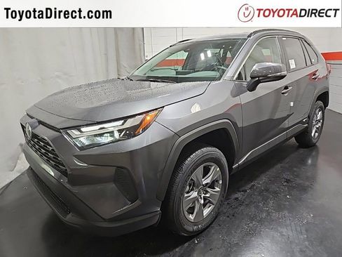 New 2025 Toyota RAV4 XLE image 3