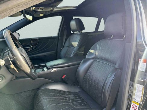 Used 2018 Lexus LS 500h w/ Luxury Package image 16