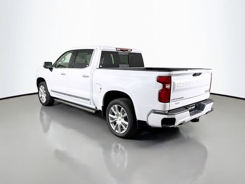 New 2026 Chevrolet Silverado 1500 High Country w/ High Country Premium Package AWD/4WD image 5