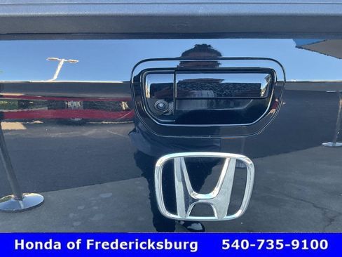 Certified 2023 Honda Ridgeline Black Edition image 18