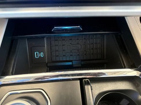 Used 2024 Ford Expedition Max XLT RWD image 24