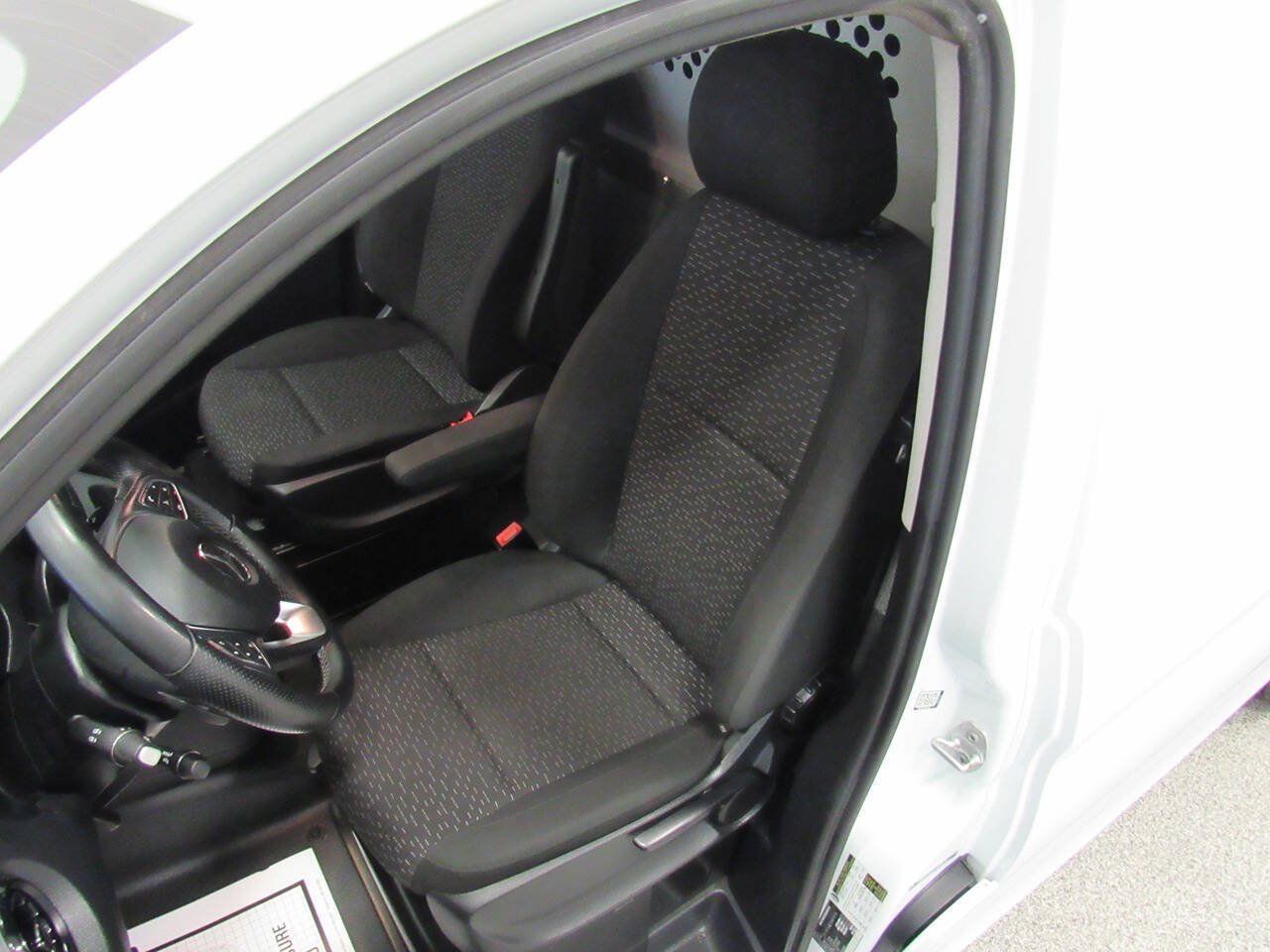 Used 2022 Mercedes-Benz Metris image 36
