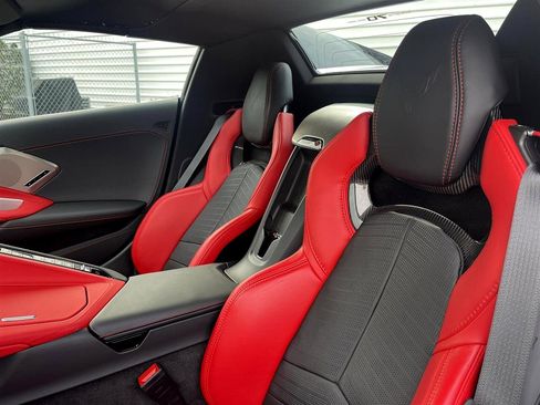 Used 2023 Chevrolet Corvette Stingray Preferred Conv image 13