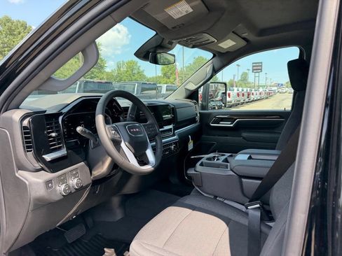 New 2026 GMC Sierra 2500 SLE w/ SLE Convenience Package AWD/4WD image 17