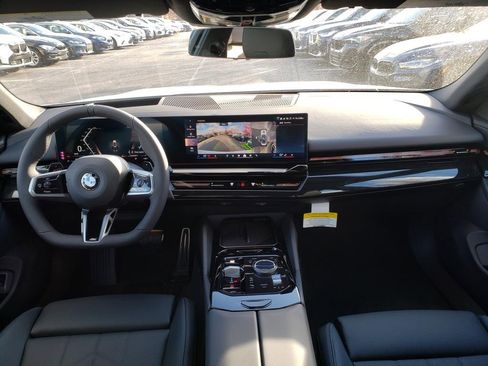 New 2026 BMW 530i xDrive image 8