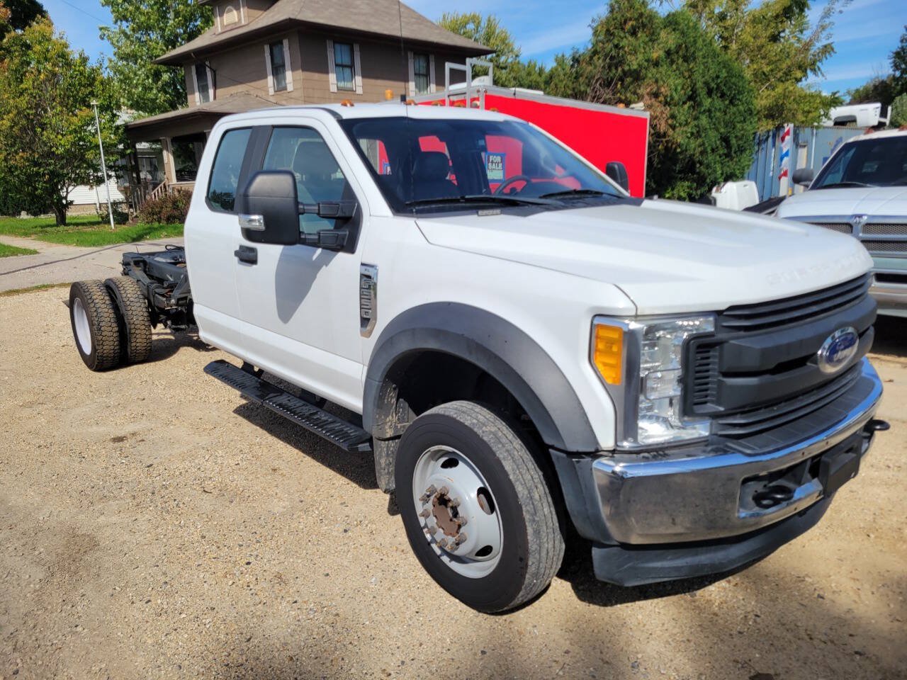 Used 2017 Ford F550 4x4 SuperCab Super Duty image 16