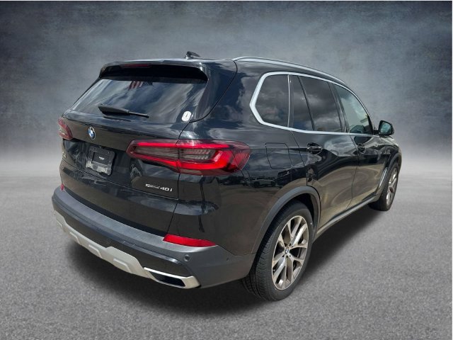 Used 2022 BMW X5 sDrive40i w/ Premium Package RWD image 9
