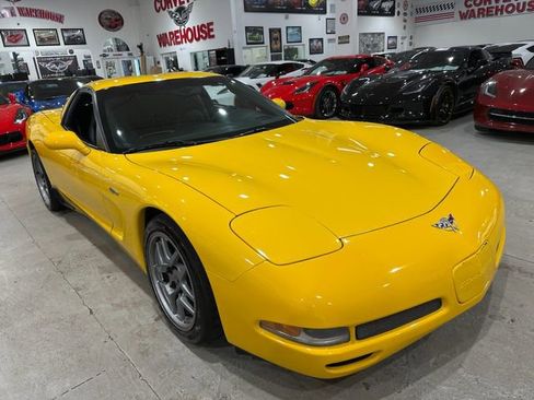 Used 2003 Chevrolet Corvette Z06 w/ Memory Package, 3 Drivers RWD image 7