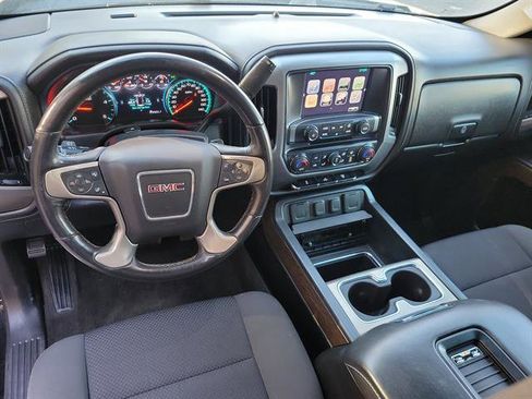 Used 2018 GMC Sierra 2500 Denali w/ Duramax Plus Package image 9