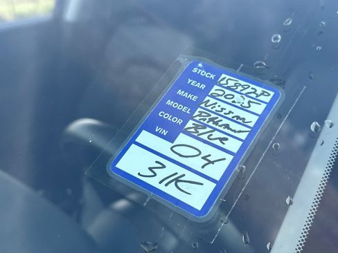 Used 2025 Nissan Pathfinder SV FWD image 26