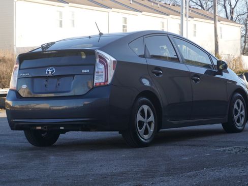 Used 2014 Toyota Prius Three image 5