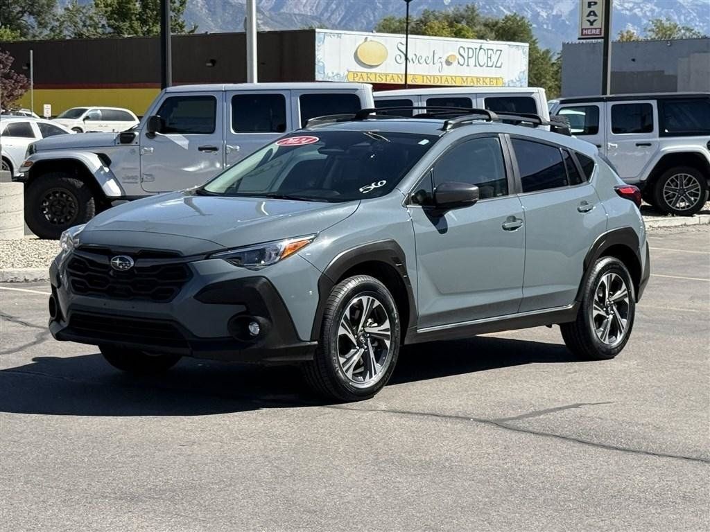 Used 2024 Subaru Crosstrek 2.0i Premium AWD/4WD image 3
