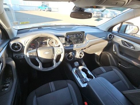 Used 2024 Chevrolet Blazer LT image 28