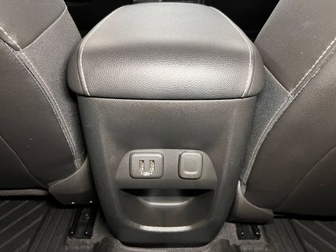 Used 2021 Chevrolet Colorado ZR2 AWD/4WD image 29