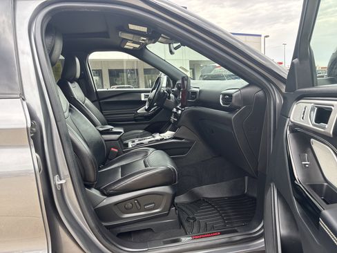 Used 2022 Ford Explorer ST w/ Equipment Group 401A image 14