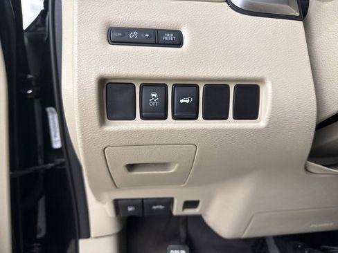 Used 2017 Nissan Murano SL image 29