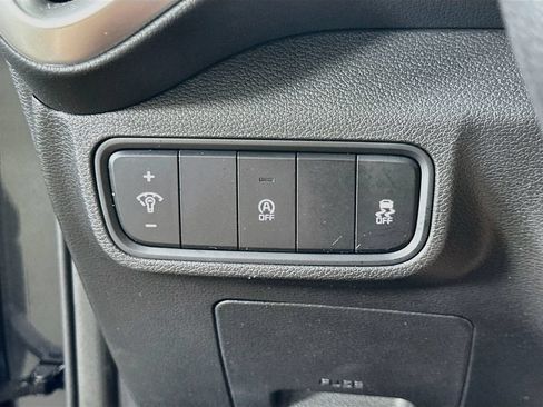 Used 2022 Kia Soul LX FWD image 20