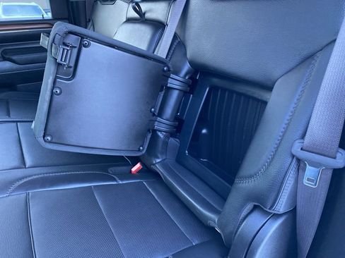 Used 2024 GMC Sierra 3500 Denali w/ Denali Reserve Package image 27