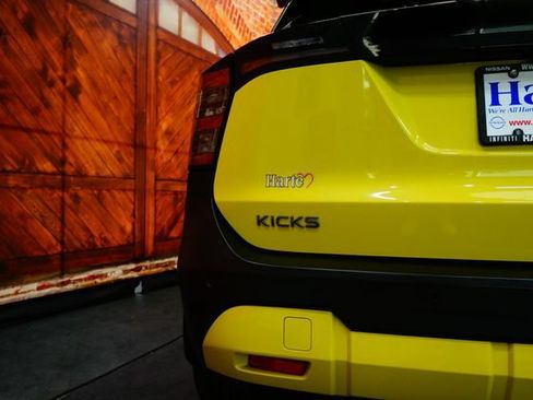 Used 2025 Nissan Kicks SR w/ Illumination Package AWD/4WD image 73