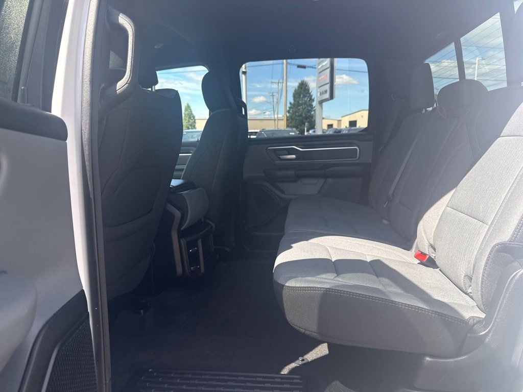 Used 2022 RAM 1500 Big Horn AWD/4WD image 18