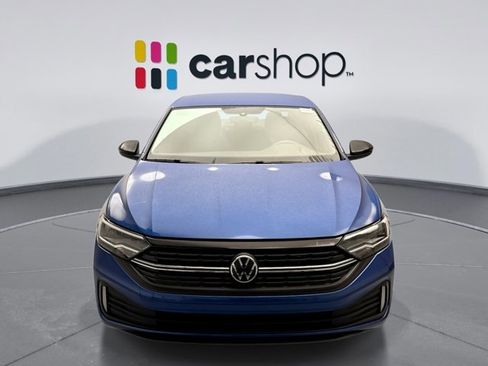 Used 2023 Volkswagen Jetta Sport image 8