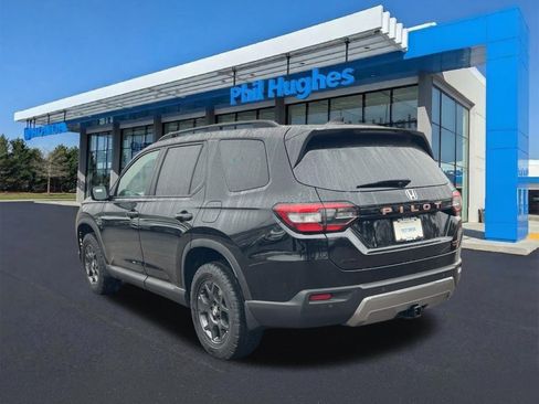 New 2026 Honda Pilot TrailSport image 10