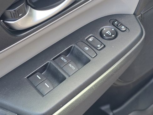 Certified 2017 Honda CR-V Touring image 27