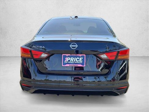 Certified 2025 Nissan Altima 2.5 S FWD image 6
