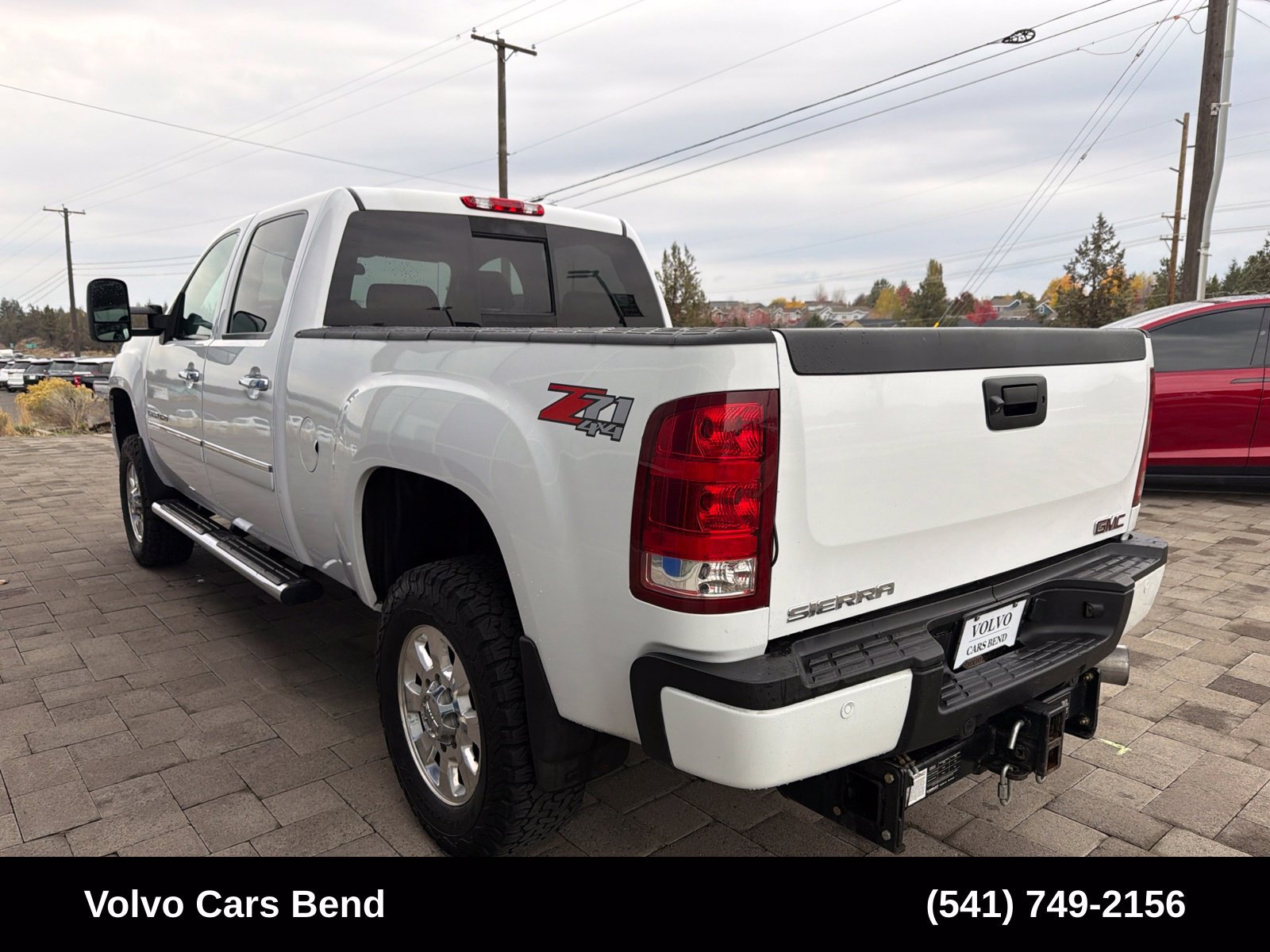 Used 2013 GMC Sierra 3500 Denali w/ Suspension Package, Off-Road AWD/4WD image 5