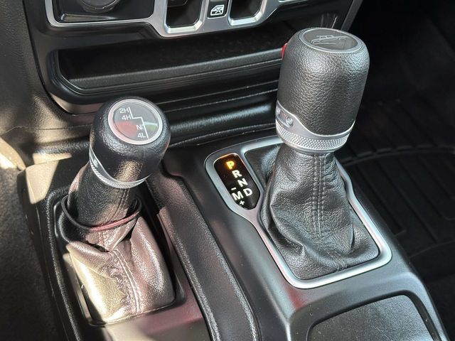 Certified 2021 Jeep Gladiator Sport AWD/4WD image 17