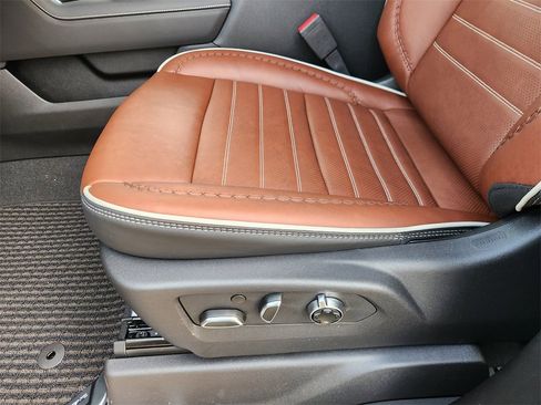 New 2025 GMC Sierra 1500 Denali Ultimate image 16