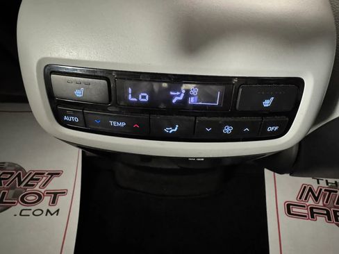 Used 2022 Hyundai Palisade SEL w/ Premium Package AWD/4WD image 40