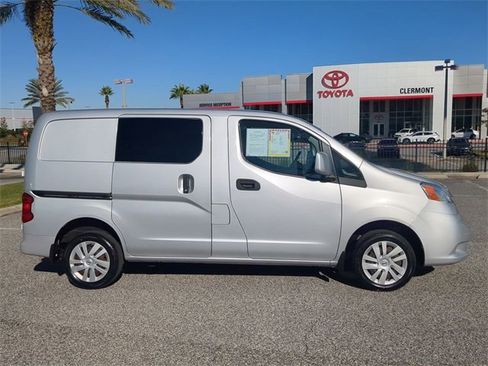 Used 2014 Nissan NV200 SV w/ Technology Package image 3