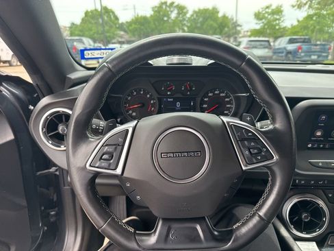 Used 2020 Chevrolet Camaro LT RWD image 5