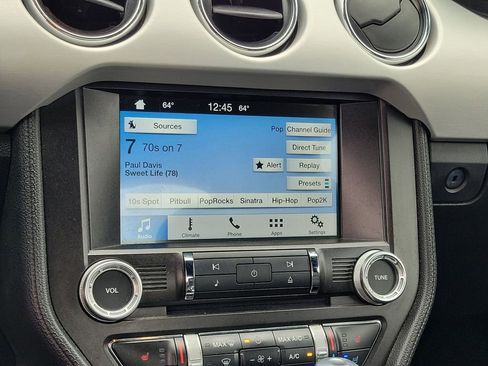 Used 2016 Ford Mustang Premium image 26