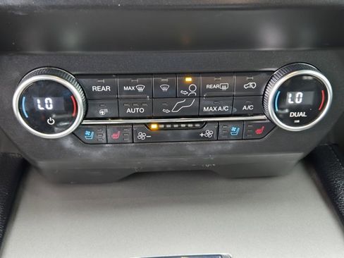 Certified 2020 Ford Expedition XLT w/ Equipment Group 202A image 16