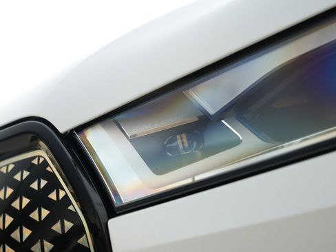 Used 2023 BMW iX M60 w/ Executive Package image 61