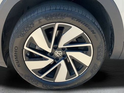 Used 2026 Volkswagen Atlas SE FWD image 9