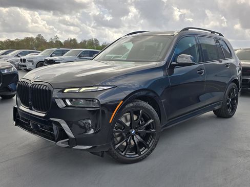 New 2026 BMW X7 xDrive40i w/ Executive Package image 25