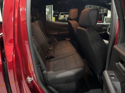 Used 2023 Chevrolet Colorado Trail Boss w/ Technology Package image 33