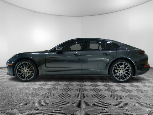 Used 2025 Porsche Panamera 4 image 2