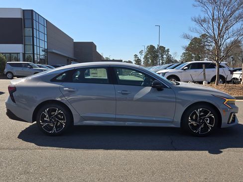 New 2026 Kia K5 GT-Line image 8