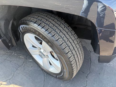 Used 2014 Jeep Patriot Sport w/ Power Value Group image 21