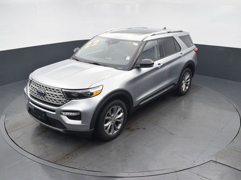 Used 2022 Ford Explorer Limited image 42