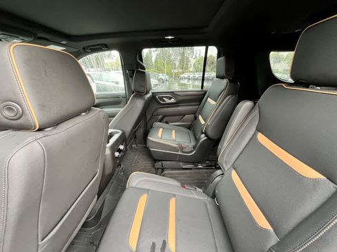 Used 2022 GMC Yukon XL AT4 w/ Max Trailering Package image 6